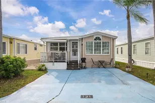 121 Caravan Cir, North Fort Myers, FL 33903 - Photo 1