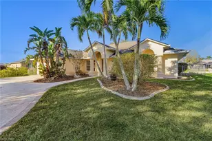 2236 SE 11th Pl, Cape Coral, FL 33990 - Photo 32