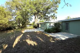 1354 Stadler Dr, Fort Myers, FL 33901 - Photo 6