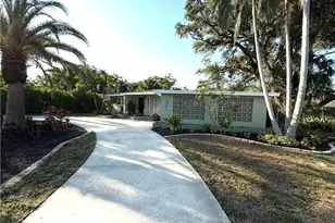 1354 Stadler Dr, Fort Myers, FL 33901 - Photo 2