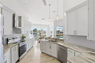 828 SW 52nd St, Cape Coral, FL 33914 - Photo 10