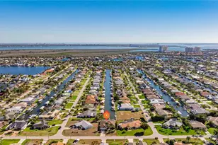 828 SW 52nd St, Cape Coral, FL 33914 - Photo 32