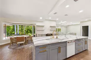 6840 Hendry Creek Dr, Fort Myers, FL 33908 - Photo 6