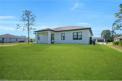 2700 42nd St W, Lehigh Acres, FL 33971 - Photo 14