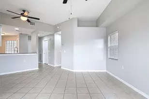 12151 Summergate Cir, Fort Myers, FL 33913 - Photo 8