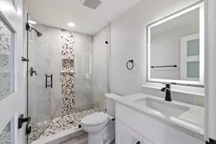 137 Dow Ln, North Fort Myers, FL 33917 - Photo 22