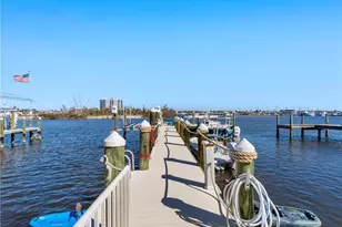 921 Prescott St, Fort Myers Beach, FL 33931 - Photo 40