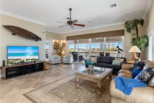 921 Prescott St, Fort Myers Beach, FL 33931 - Photo 10