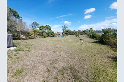 506 Desoto Ave, Lehigh Acres, FL 33972 - Photo 14