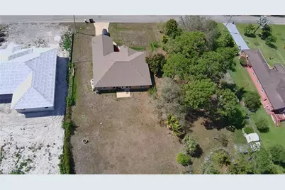 506 Desoto Ave, Lehigh Acres, FL 33972 - Photo 8