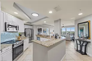 2745 1st St, Fort Myers, FL 33916 - Photo 6