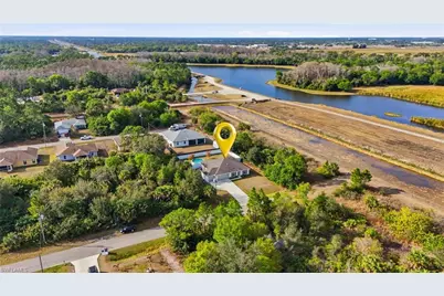 3319 40th St W, Lehigh Acres, FL 33971 - Photo 38