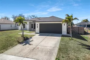2200 NE 9th Ave, Cape Coral, FL 33909 - Photo 28