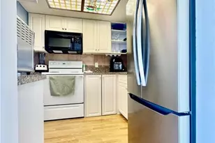 1724 Pine Valley Dr, Fort Myers, FL 33907 - Photo 6