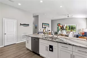 1810 NE 3rd Ave, Cape Coral, FL 33993 - Photo 12