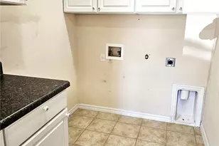 1811 Savona Pkwy W, Cape Coral, FL 33914 - Photo 12