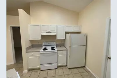 606 SW 27th Ter, Cape Coral, FL 33914 - Photo 4