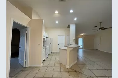 606 SW 27th Ter, Cape Coral, FL 33914 - Photo 6