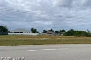 2912 Santa Barbara Blvd N, Cape Coral, FL 33993 - Photo 1