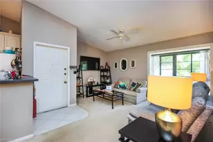 8121 S Woods Cir, Fort Myers, FL 33919 - Photo 4