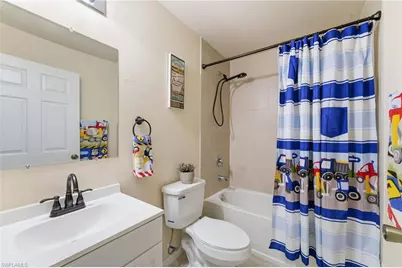 526-528 SE 5th Pl, Cape Coral, FL 33990 - Photo 32