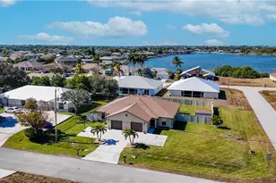 526-528 SE 5th Pl, Cape Coral, FL 33990 - Photo 2