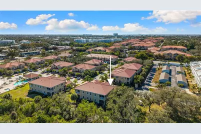 5790 Harbour Club Rd #201, Fort Myers, FL 33919 - Photo 4