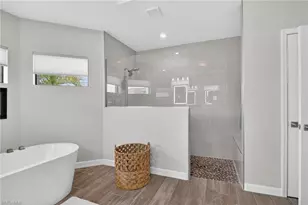 230 NE 18th St, Cape Coral, FL 33909 - Photo 16