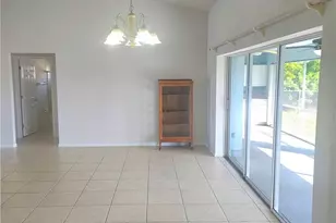 3315 SW 8th Ct, Cape Coral, FL 33914 - Photo 10