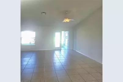 3315 SW 8th Ct, Cape Coral, FL 33914 - Photo 4