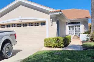 12739 Devonshire Lakes Cir, Fort Myers, FL 33913 - Photo 2