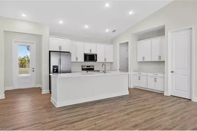 618 SW 30th Ter, Cape Coral, FL 33914 - Photo 2