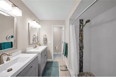 15069 Cloverdale Dr, Fort Myers, FL 33919 - Photo 12