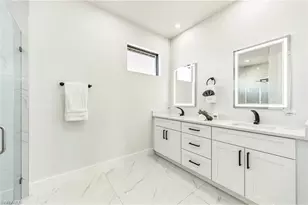 922 NW 8th Terrace, Cape Coral, FL 33993 - Photo 36