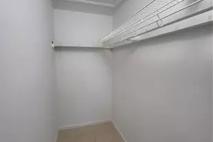 1727 SE 15th Pl, Cape Coral, FL 33990 - Photo 6