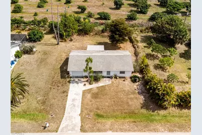 12170 Dolphin Rd, Bokeelia, FL 33922 - Photo 22