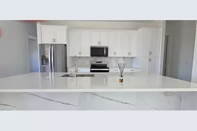 3718 8th St SW, Lehigh Acres, FL 33976 - Photo 4