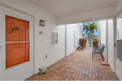 1018 SE 38th St #101, Cape Coral, FL 33904 - Photo 2