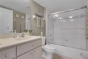 1018 SE 38th St, Cape Coral, FL 33904 - Photo 10