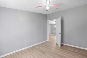 1446 Seminole Ave, Labelle, FL 33935 - Photo 26