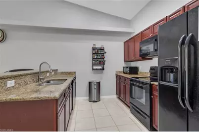 508/510 SE 5th Pl, Cape Coral, FL 33990 - Photo 2