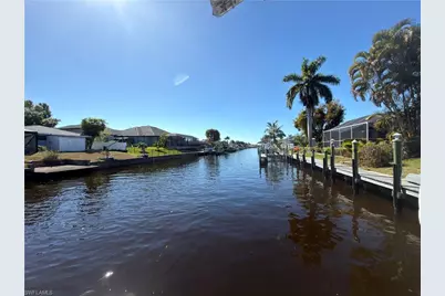 2204 SE 15th Ter, Cape Coral, FL 33990 - Photo 34