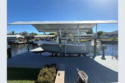 2204 SE 15th Ter, Cape Coral, FL 33990 - Photo 32