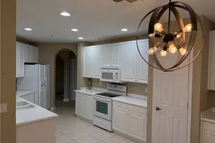 5670 Chelsey Ln, Fort Myers, FL 33912 - Photo 6