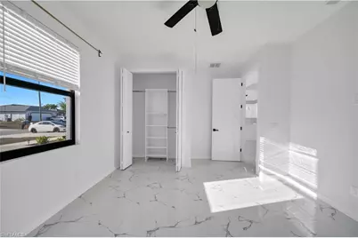 621 NE Juanita Pl, Cape Coral, FL 33909 - Photo 32