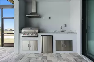 1706 NW 36th Pl, Cape Coral, FL 33993 - Photo 10