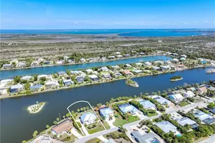 425 Lake Murex Cir, Sanibel, FL 33957 - Photo 42