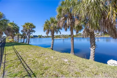 425 Lake Murex Cir, Sanibel, FL 33957 - Photo 34