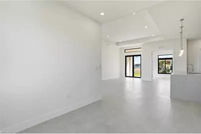509 NE 25th St, Cape Coral, FL 33909 - Photo 10