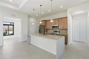 509 NE 25th St, Cape Coral, FL 33909 - Photo 4